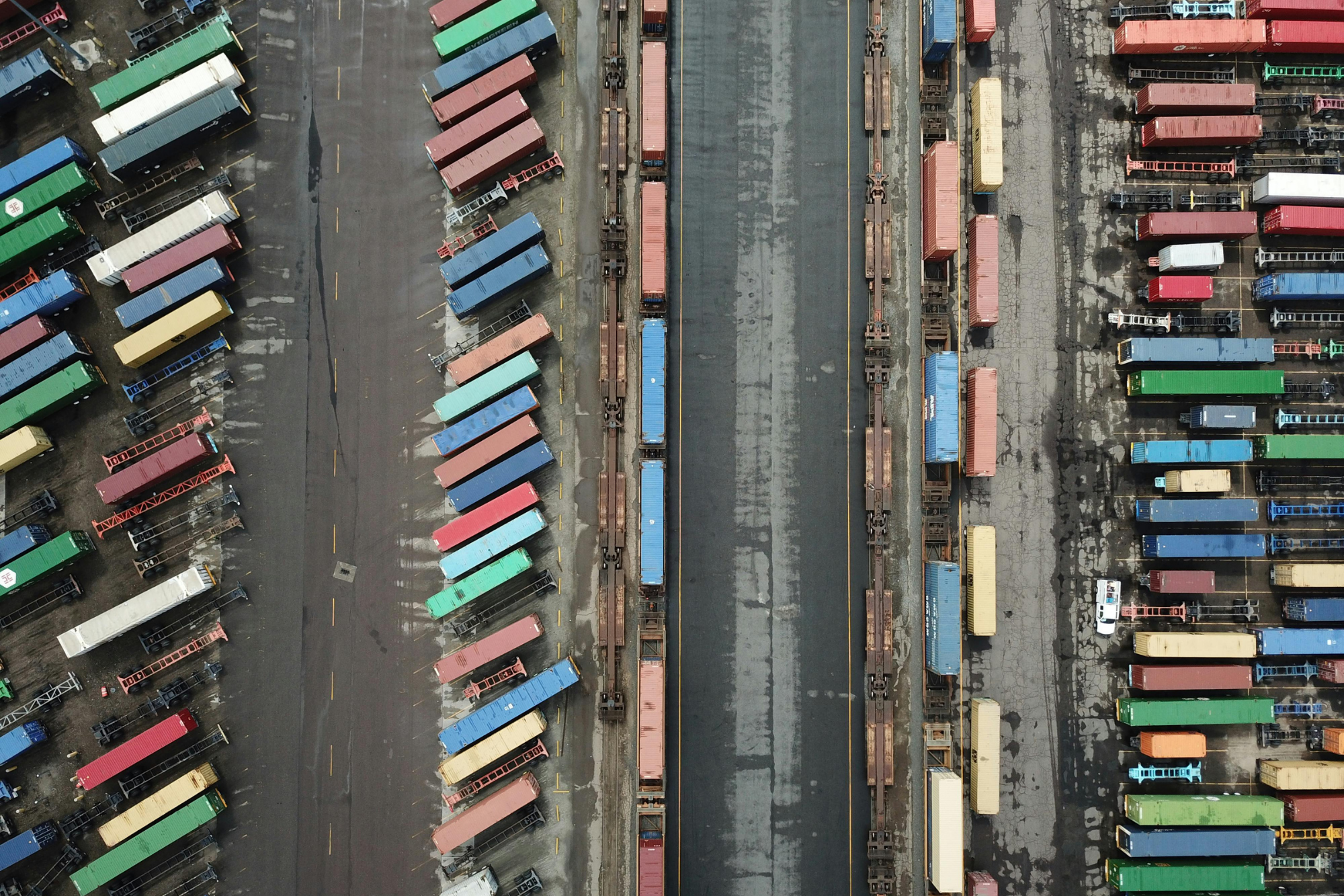 Transport and logistics hub